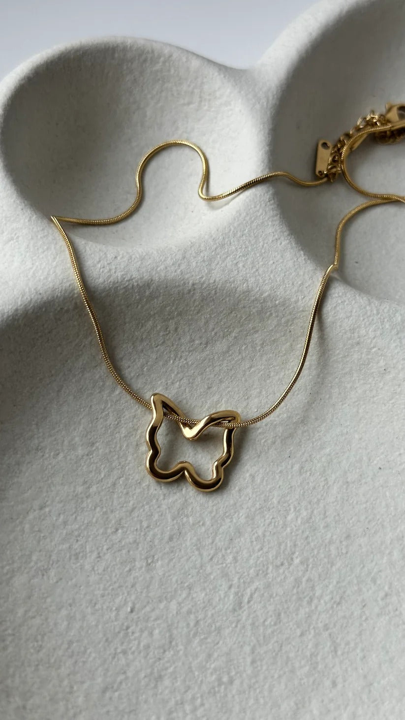 Hollow Butterfly Necklace