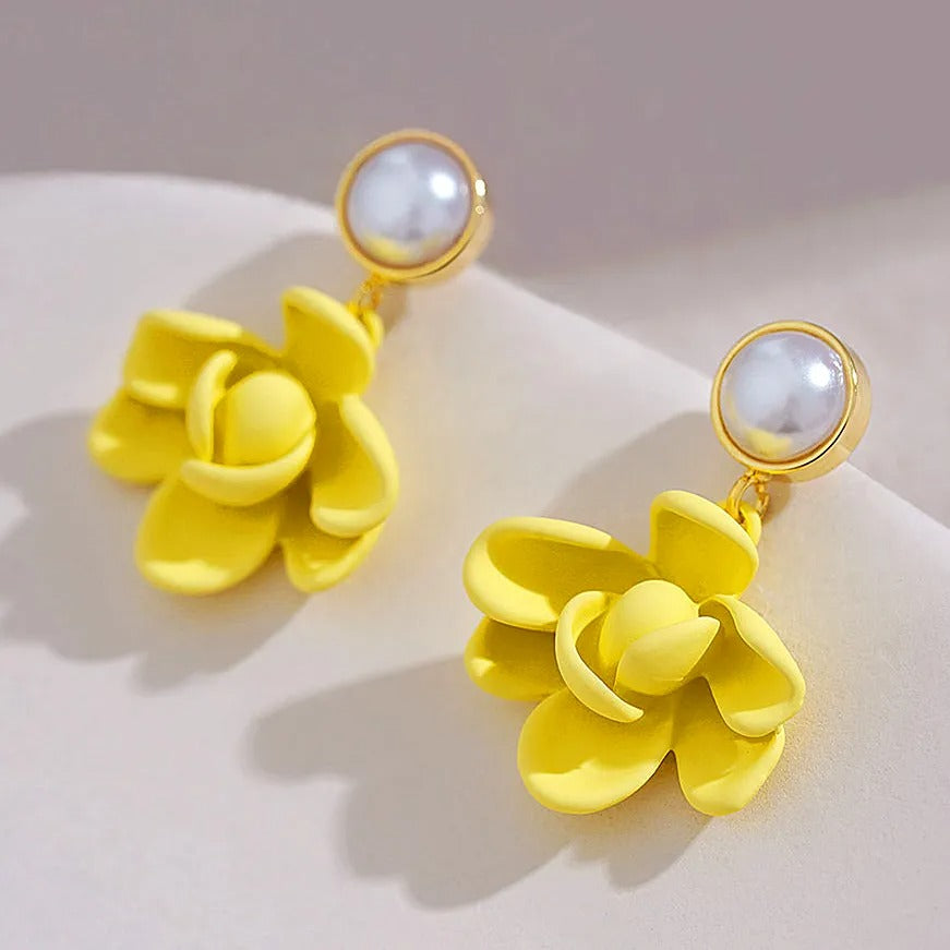 spring summer flower drop earrings.