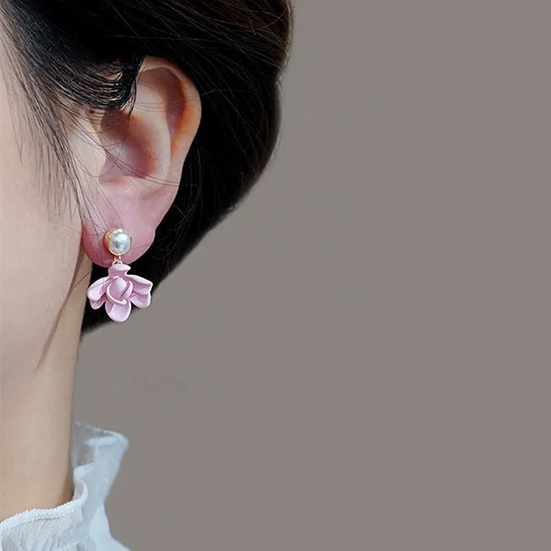 spring summer flower drop earrings.