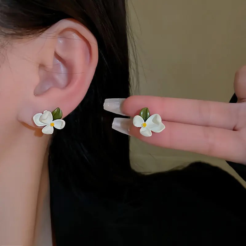 Sweet Green Jasmine Floral Tulip Dangle Earrings for Women Cute Pearl