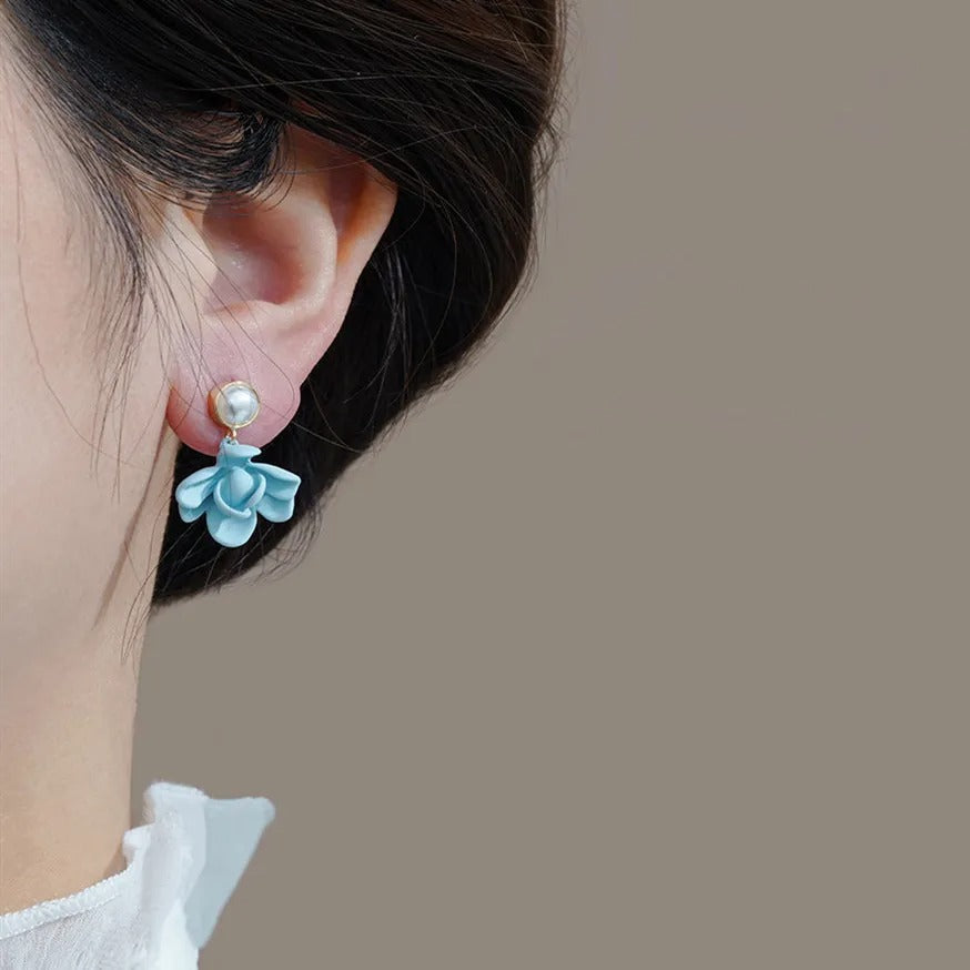 spring summer flower drop earrings.